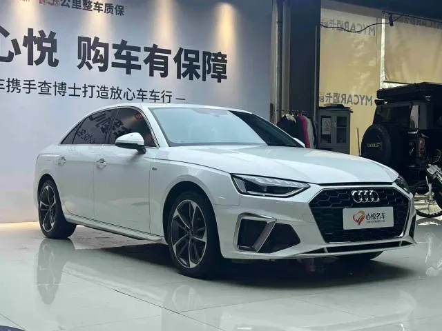 Audi A4L — Фото автомобиля 4