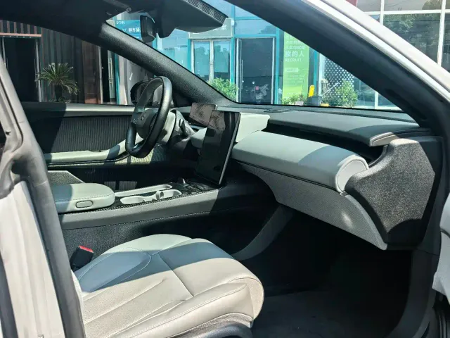 Nio ET5 Touring — Фото автомобиля 6