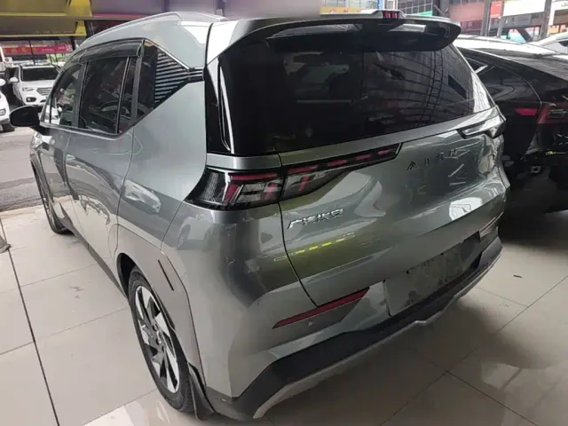 GAC Aion Y — Фото автомобиля 4
