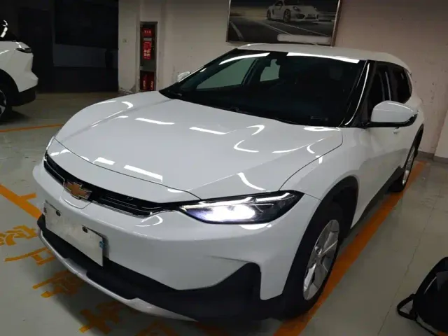 Фотография автомобиля — Chevrolet Menlo