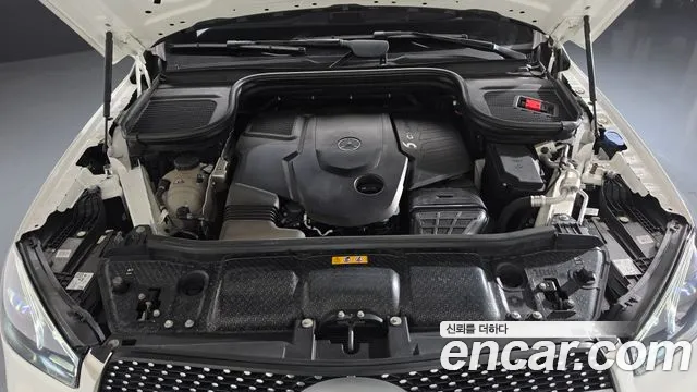 Mercedes-Benz GLE-Class — Фото автомобиля 6
