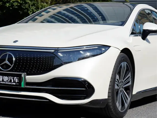 Mercedes-Benz EQS — Фото автомобиля 7