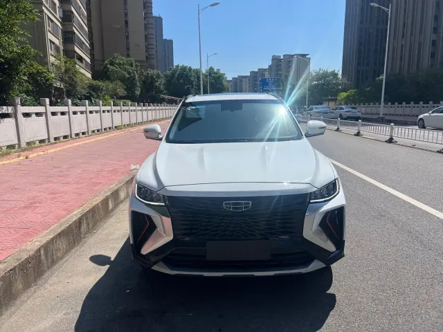 Geely Boyue — Фото автомобиля 2