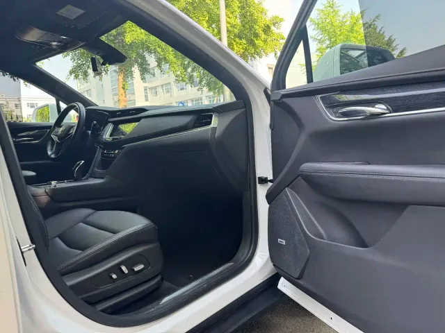 Cadillac XT5 — Фото автомобиля 18