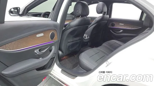 Mercedes-Benz E-Class W213 — Фото автомобиля 18