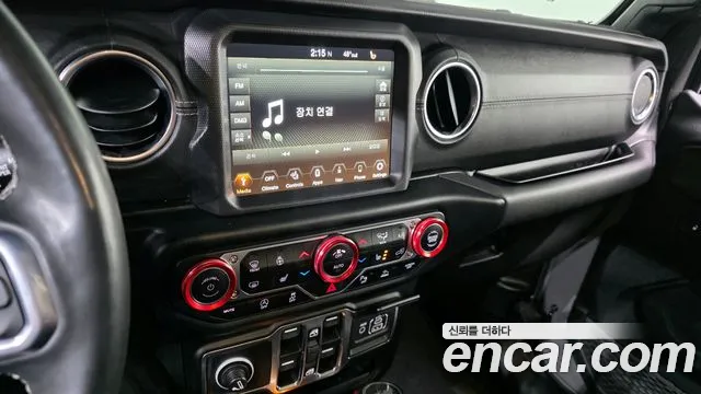 Jeep Wrangler Wrangler (JL) 2.0 Overland 4 двери — Фото автомобиля 15