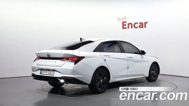 Hyundai AVANTE Avante (CN7) — Фото автомобиля 2