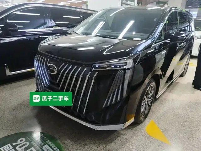 Фотография автомобиля — GAC Trumpchi M8