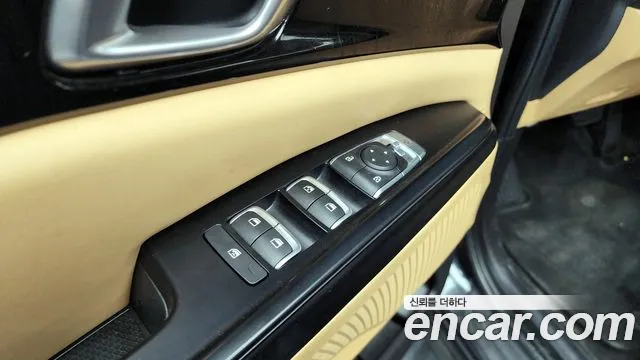 Kia Canival Carnival 4 поколение 9 мест Prestige — Фото автомобиля 28