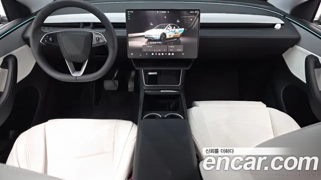 Tesla Model Y — Фото автомобиля 7