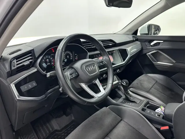 Audi Q3 — Фото автомобиля 15
