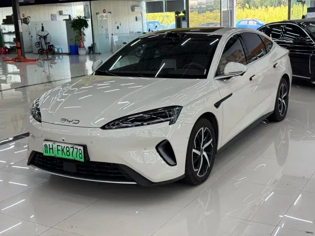 BYD Seal 07 DM-i — Фото автомобиля 2