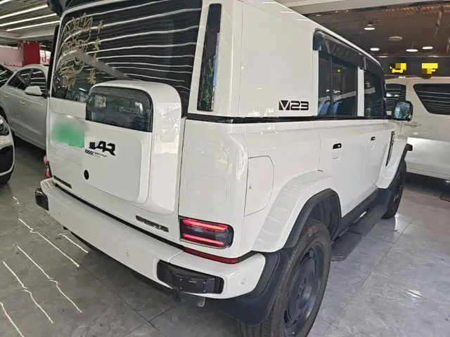 iCAR V23 — Фото автомобиля 6