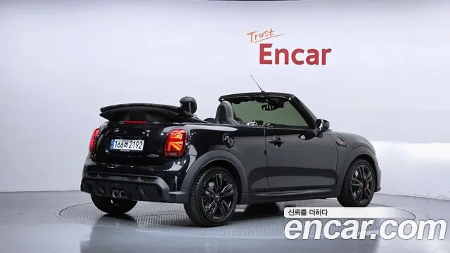 MINI Cooper Convertible — Фото автомобиля 2