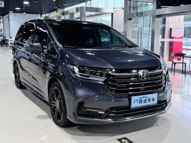 Honda Odyssey — Фото автомобиля 3