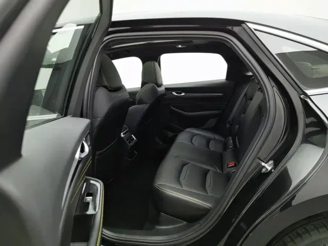 Geely Xingrui — Фото автомобиля 15