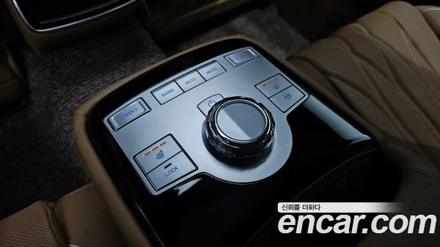 Genesis G80 Бензин 2.5 турбо 2WD — Фото автомобиля 26