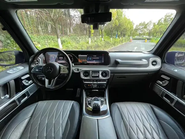 Mercedes-Benz G-Class — Фото автомобиля 10