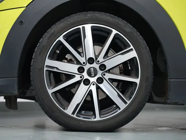 MINI Hatch — Фото автомобиля 18