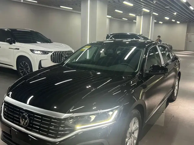Фотография автомобиля — Volkswagen Passat