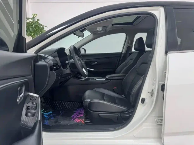 Nissan Sylphy — Фото автомобиля 4