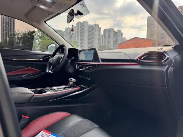 Changan Oushang X5 — Фото автомобиля 8