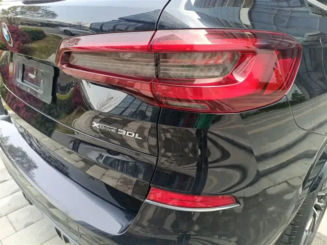 BMW X5 — Фото автомобиля 23