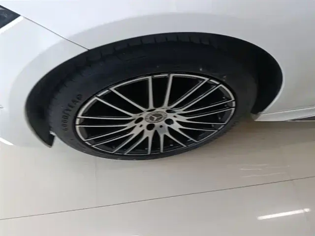 Mercedes-Benz C-Class — Фото автомобиля 22