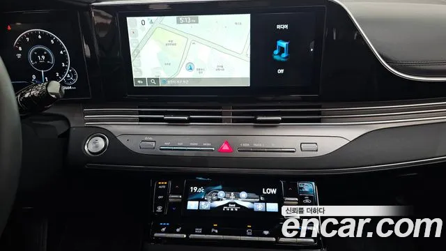 Hyundai Grandeur Grandeur (New) — Фото автомобиля 15