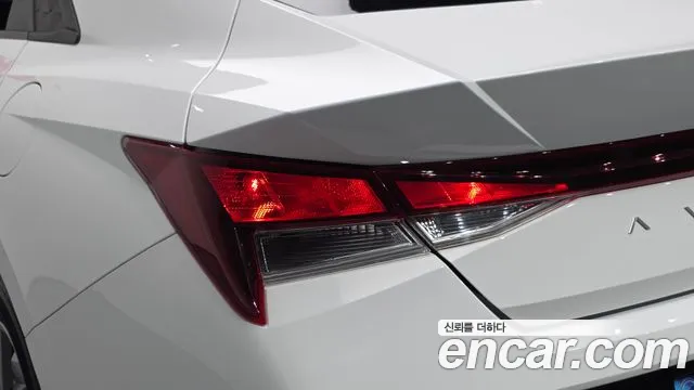 Hyundai Avante CN7 — Фото автомобиля 8