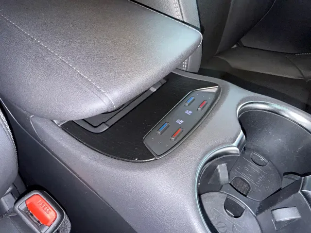 Toyota Venza — Фото автомобиля 12
