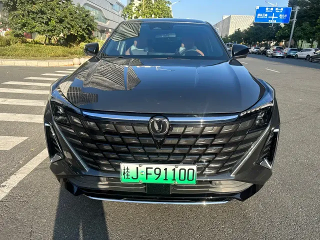 Changan UNI-Z — Фото автомобиля 2