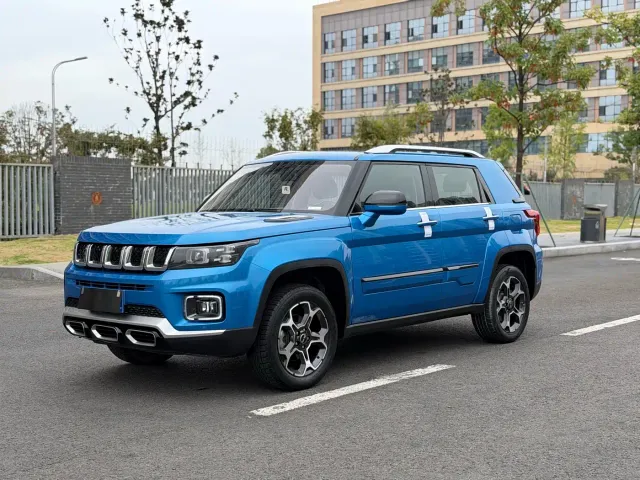Фотография автомобиля — BAIC BJ30