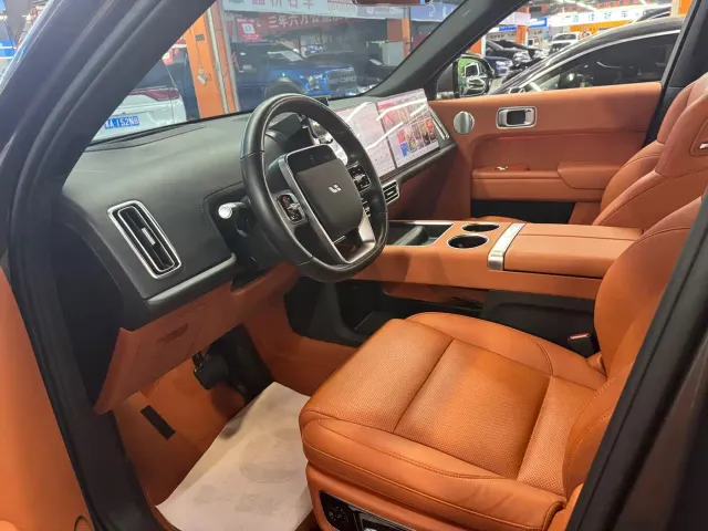 Li Auto L9 — Фото автомобиля 3