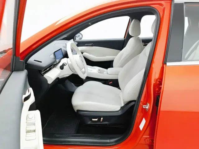 Baojun Yunhai — Фото автомобиля 10