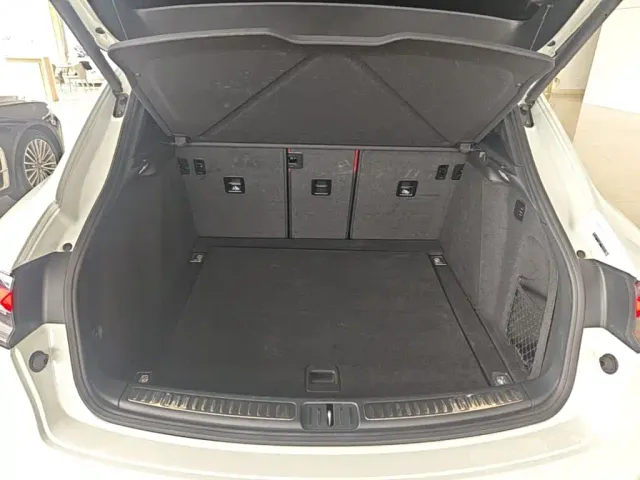Porsche Macan — Фото автомобиля 18