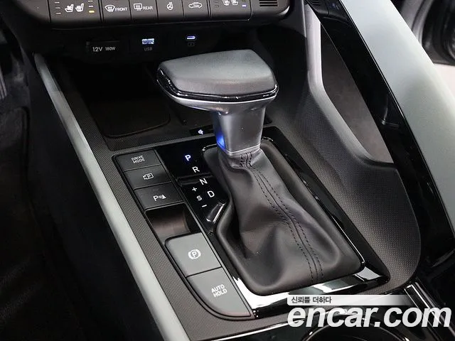 Hyundai Avante CN7 — Фото автомобиля 9