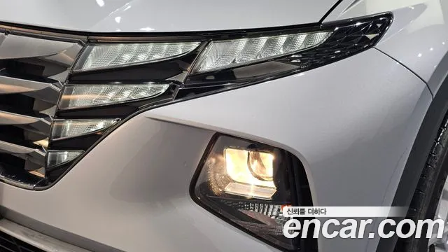 Hyundai Tucson Tucson (NX4) Дизель 2.0 2WD — Фото автомобиля 21