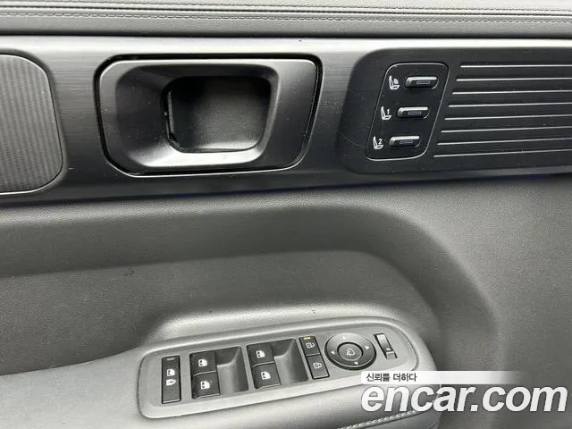 Hyundai Santafe — Фото автомобиля 16