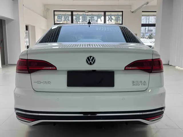 Volkswagen Bora — Фото автомобиля 5
