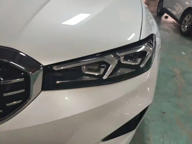 BMW i3 — Фото автомобиля 23
