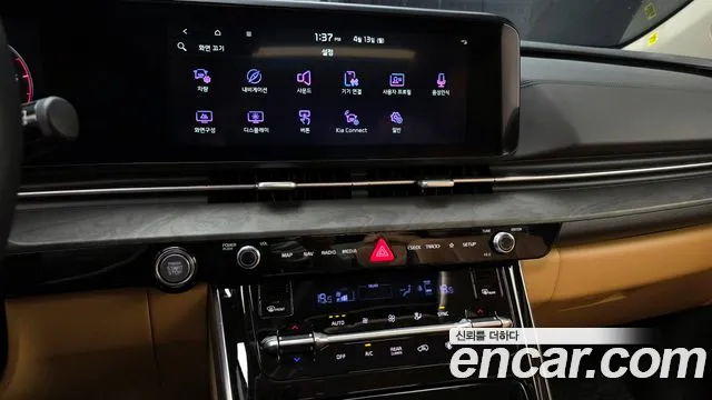 Kia Canival — Фото автомобиля 14