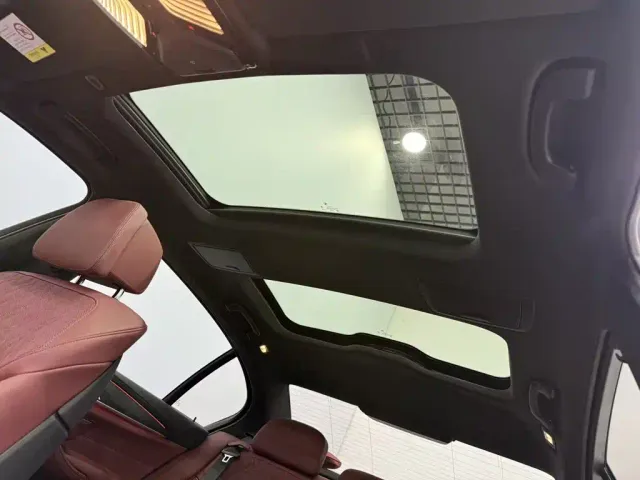 BMW 5 Series — Фото автомобиля 16