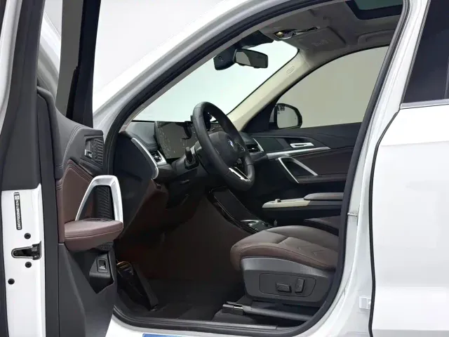 BMW X1 — Фото автомобиля 2