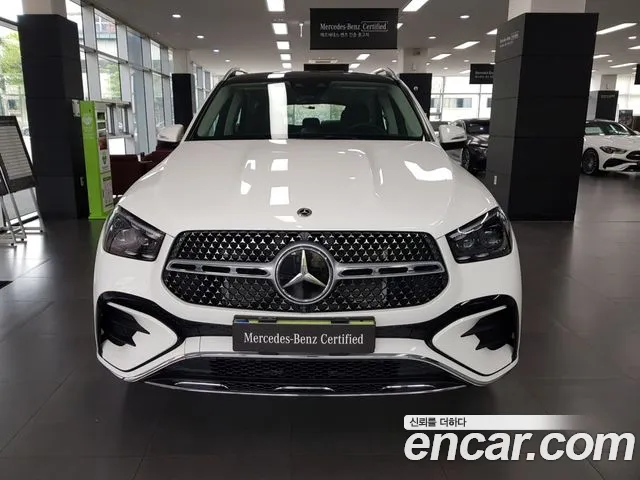 Mercedes-Benz GLE-Class — Фото автомобиля 3