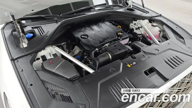 Genesis GV70 2.5T Бензин AWD — Фото автомобиля 6