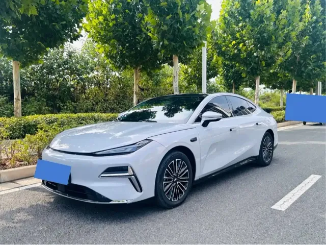 Фотография автомобиля — Geely Galaxy Xingyao 8