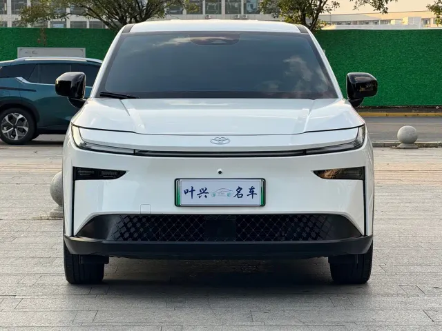 Toyota BoZhi 3X — Фото автомобиля 2