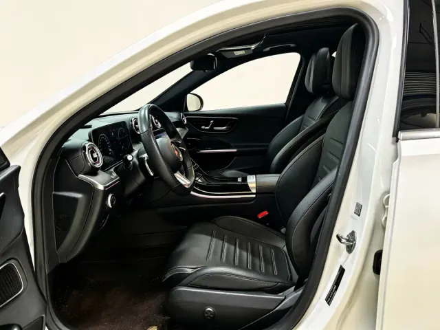 Mercedes-Benz C-Class — Фото автомобиля 12