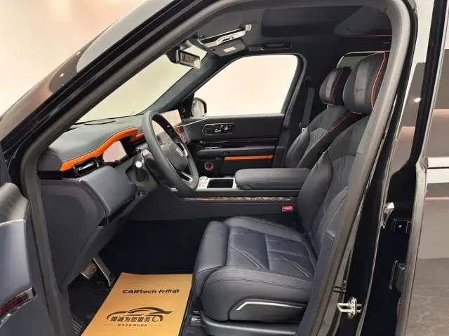 ZEEKR Zeekr 9X 2025 Model Gloss Black Edition — Фото автомобиля 8